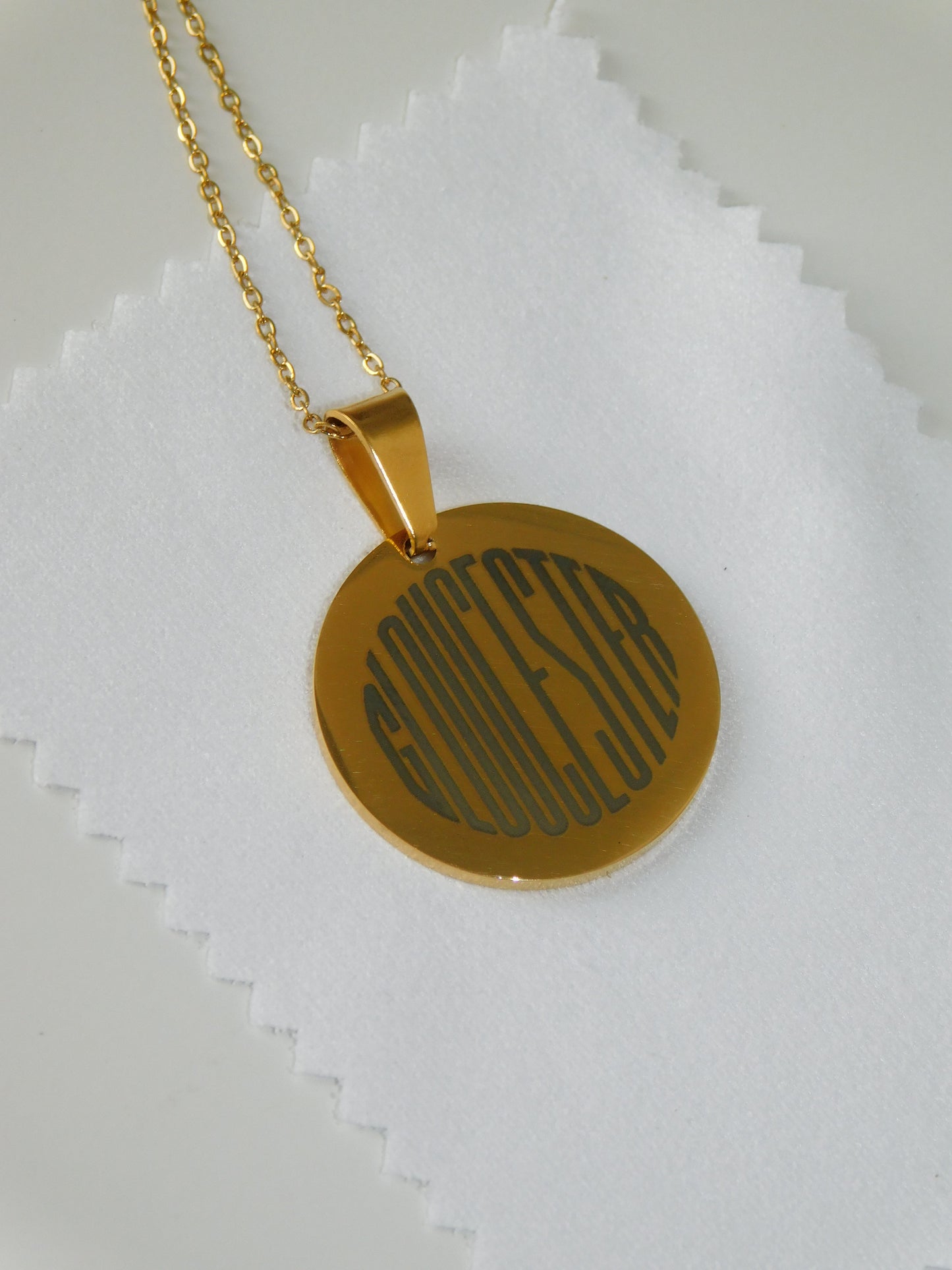 Gloucester Pendant